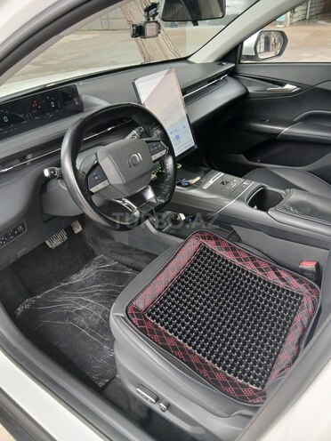 Changan Qiyuan A05 2025, 9,800 km - 1.5 л - Bakı