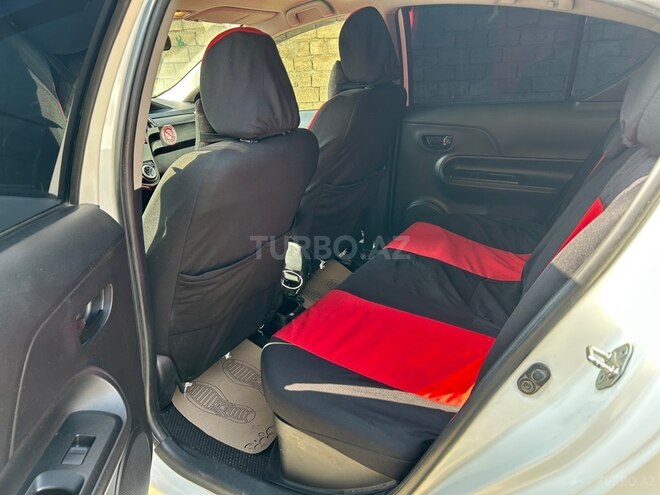 Toyota Aqua 2019, 107,923 km - 1.5 l - Bakı