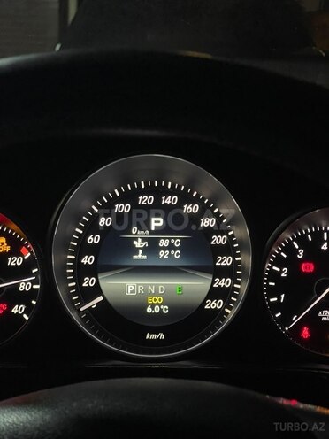 Mercedes E 200 2014, 235,000 km - 2.0 l - Bakı