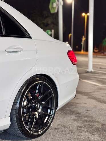 Mercedes E 200 2014, 235,000 km - 2.0 l - Bakı