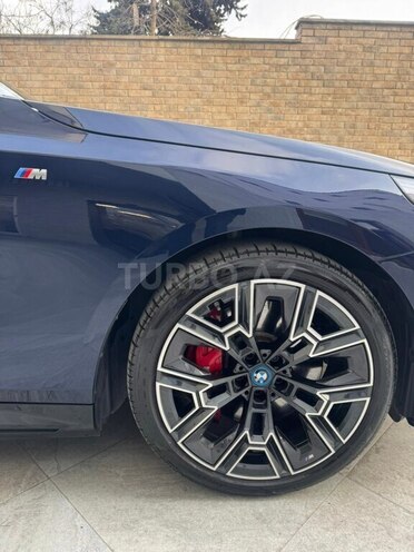 BMW i5 2023, 11,500 km - 0.0 l - Bakı