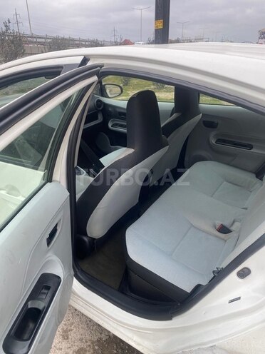 Toyota Prius C 2014, 474,756 km - 1.5 л - Bakı
