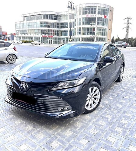 Toyota Camry-15