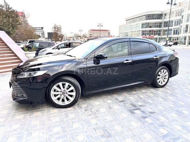 Toyota Camry-16