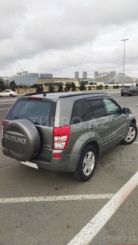 Suzuki Grand Vitara-5