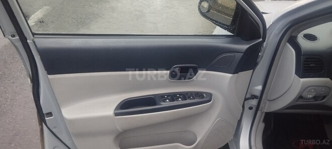 Hyundai Accent 2006, 212,000 km - 1.6 л - Oğuz