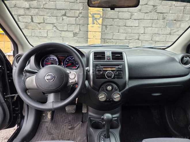 Nissan Versa-5