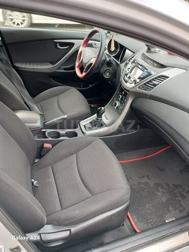Hyundai Elantra 2015, 223,699 km - 1.8 л - Bakı