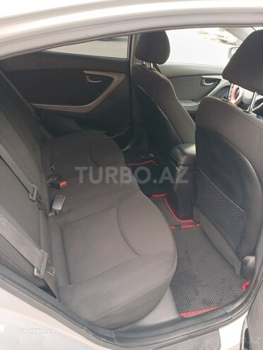 Hyundai Elantra 2015, 223,699 km - 1.8 л - Bakı