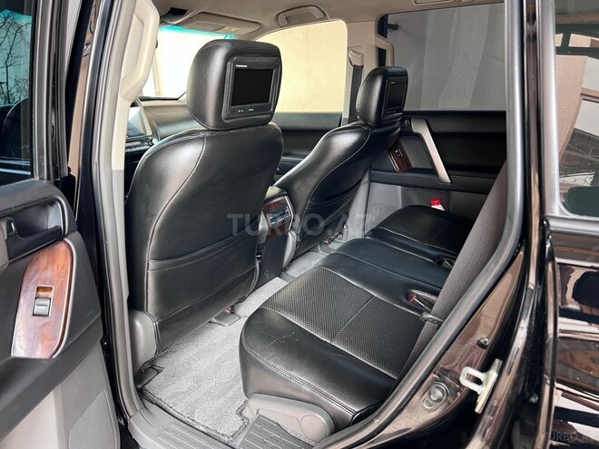 Toyota Land Cruiser Prado 2010, 229,000 km - 2.7 л - Bakı