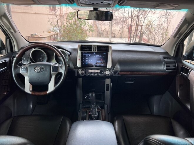 Toyota Land Cruiser Prado 2010, 229,000 km - 2.7 л - Bakı