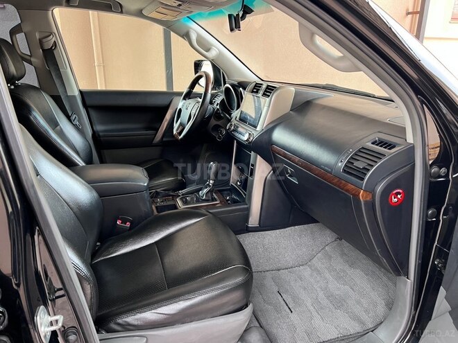 Toyota Land Cruiser Prado 2010, 229,000 km - 2.7 л - Bakı