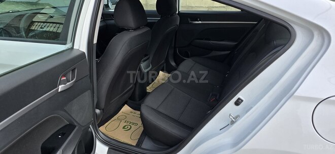 Hyundai Elantra 2019, 164,253 km - 2.0 l - Bakı