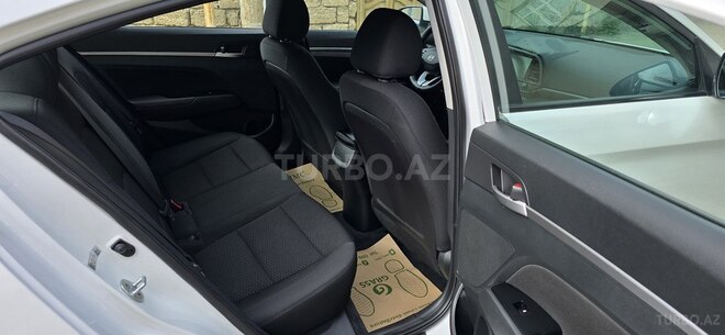 Hyundai Elantra 2019, 164,253 km - 2.0 l - Bakı