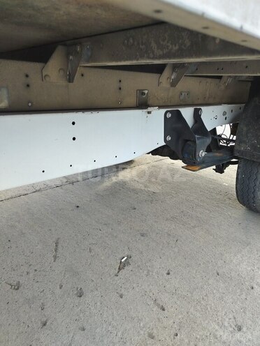 Ford Transit-6