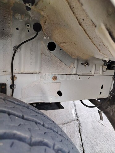 Ford Transit-8