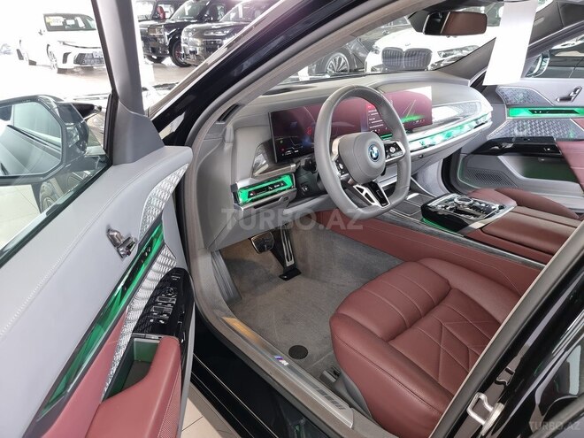BMW  2023, 21,400 km - 3.0 l - Bakı