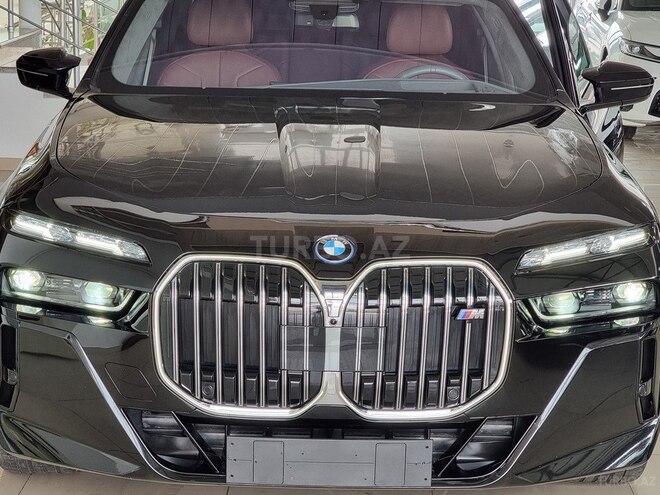 BMW  2023, 21,400 km - 3.0 l - Bakı