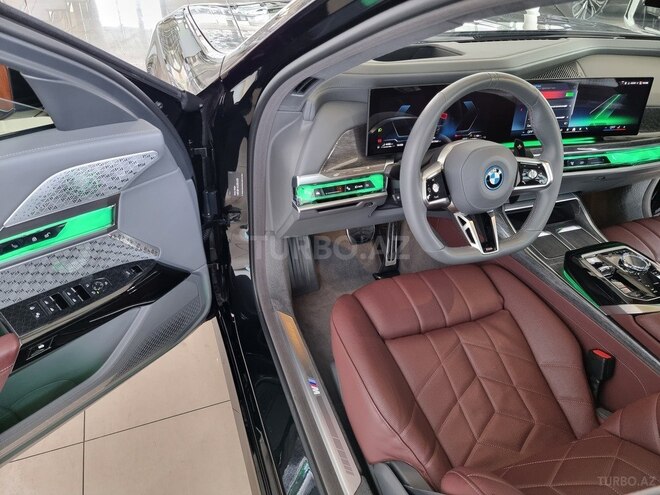 BMW  2023, 21,400 km - 3.0 l - Bakı