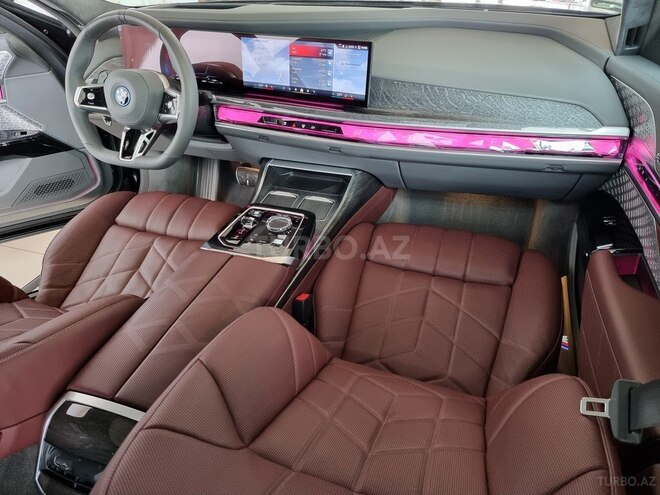 BMW  2023, 21,400 km - 3.0 l - Bakı