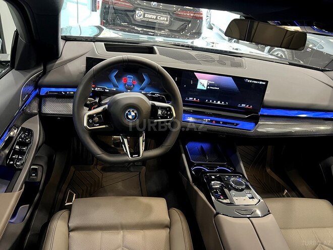 BMW  2025, 6,500 km - 3.0 l - Bakı