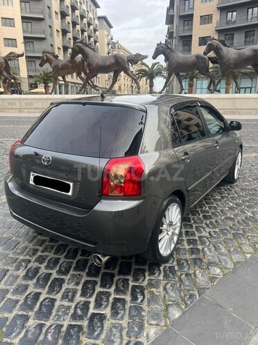 Toyota Corolla 2005, 335,000 km - 1.4 l - Bakı