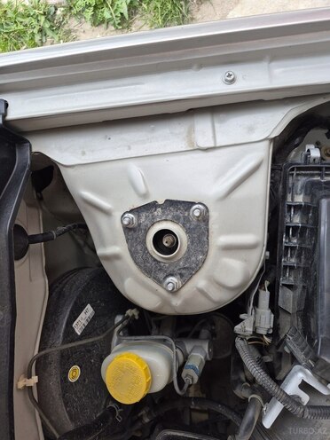 Nissan Sunny-15