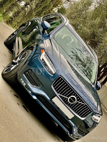 Volvo XC90-11