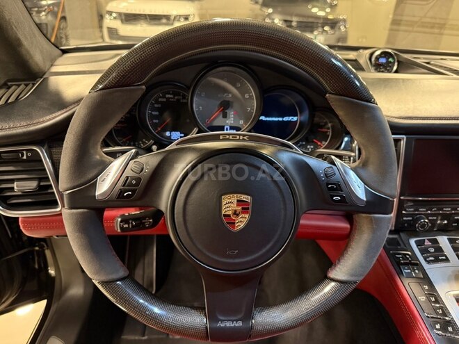 Porsche Panamera GTS-18