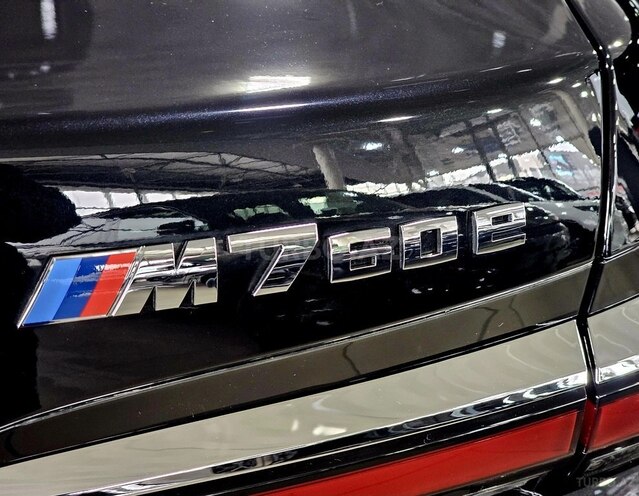 BMW  2023, 21,400 km - 3.0 l - Bakı