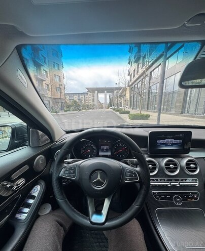 Mercedes C 300 4MATIC 2015, 179,000 km - 2.0 l - Bakı