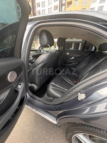 Mercedes C 300 4MATIC 2015, 179,000 km - 2.0 l - Bakı