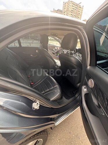 Mercedes C 300 4MATIC 2015, 179,000 km - 2.0 l - Bakı