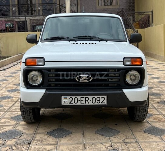LADA (VAZ) Niva 2024, 36,000 km - 1.7 l - Gəncə