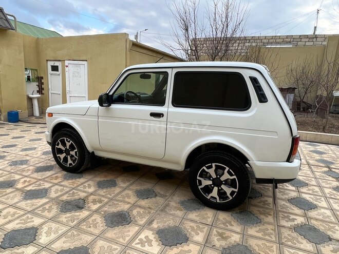 LADA (VAZ) Niva 2024, 36,000 km - 1.7 l - Gəncə