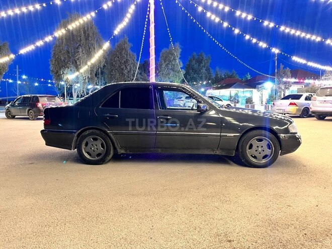 Mercedes C 180 1994, 380,000 km - 1.8 л - Bakı