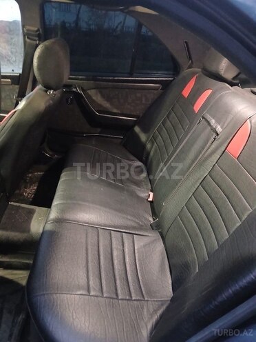Mercedes C 200 1995, 477,655 km - 2.0 l - Quba