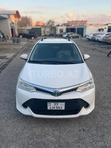 Toyota Corolla Fielder-3