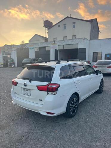 Toyota Corolla Fielder-5