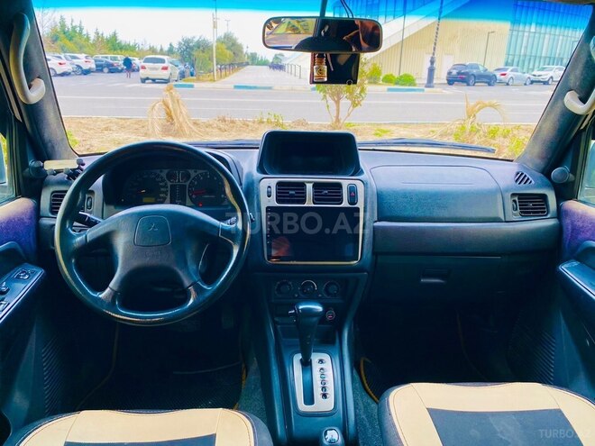 Mitsubishi Pajero io 2001, 250,000 km - 2.0 l - Sumqayıt