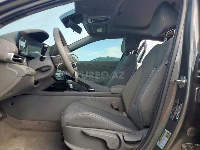 Hyundai Elantra 2024, 24,698 km - 2.0 l - Bakı