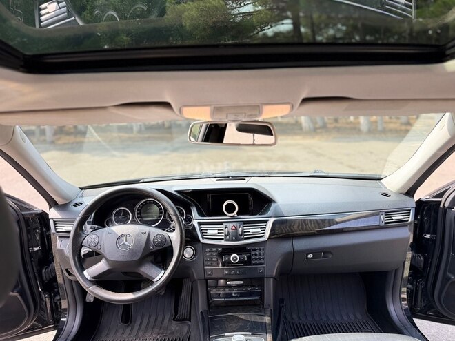 Mercedes E 350 2010, 278,000 km - 3.5 l - Bakı