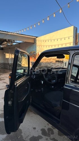 LADA (VAZ) Niva-15