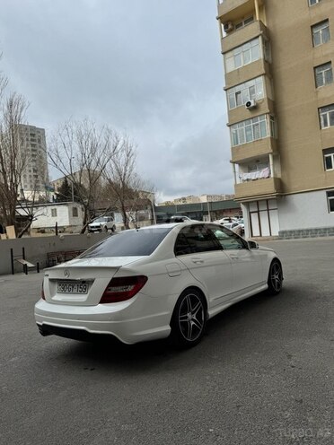 Mercedes C 250 2013, 231,000 km - 1.8 l - Bakı