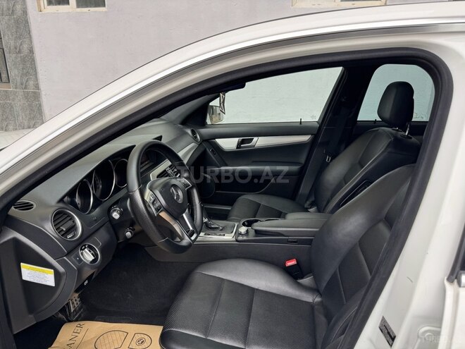 Mercedes C 250 2013, 231,000 km - 1.8 l - Bakı