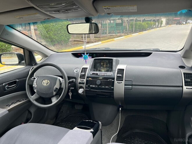 Toyota Prius 2009, 338,000 km - 1.5 л - Bakı