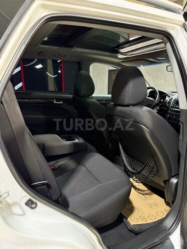 Kia Sorento-18