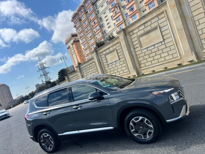 Hyundai Santa Fe 2023, 17,800 km - 1.6 l - Bakı