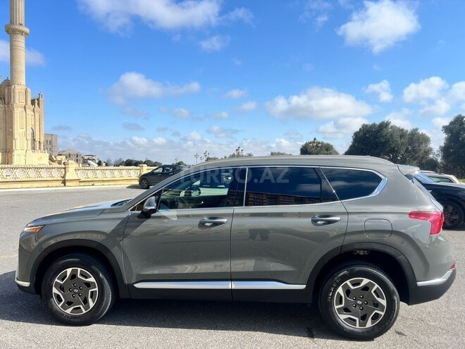 Hyundai Santa Fe 2023, 17,800 km - 1.6 l - Bakı