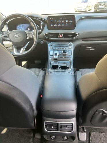 Hyundai Santa Fe 2023, 17,800 km - 1.6 l - Bakı